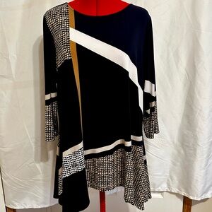 EUC Alfani Tunic Top